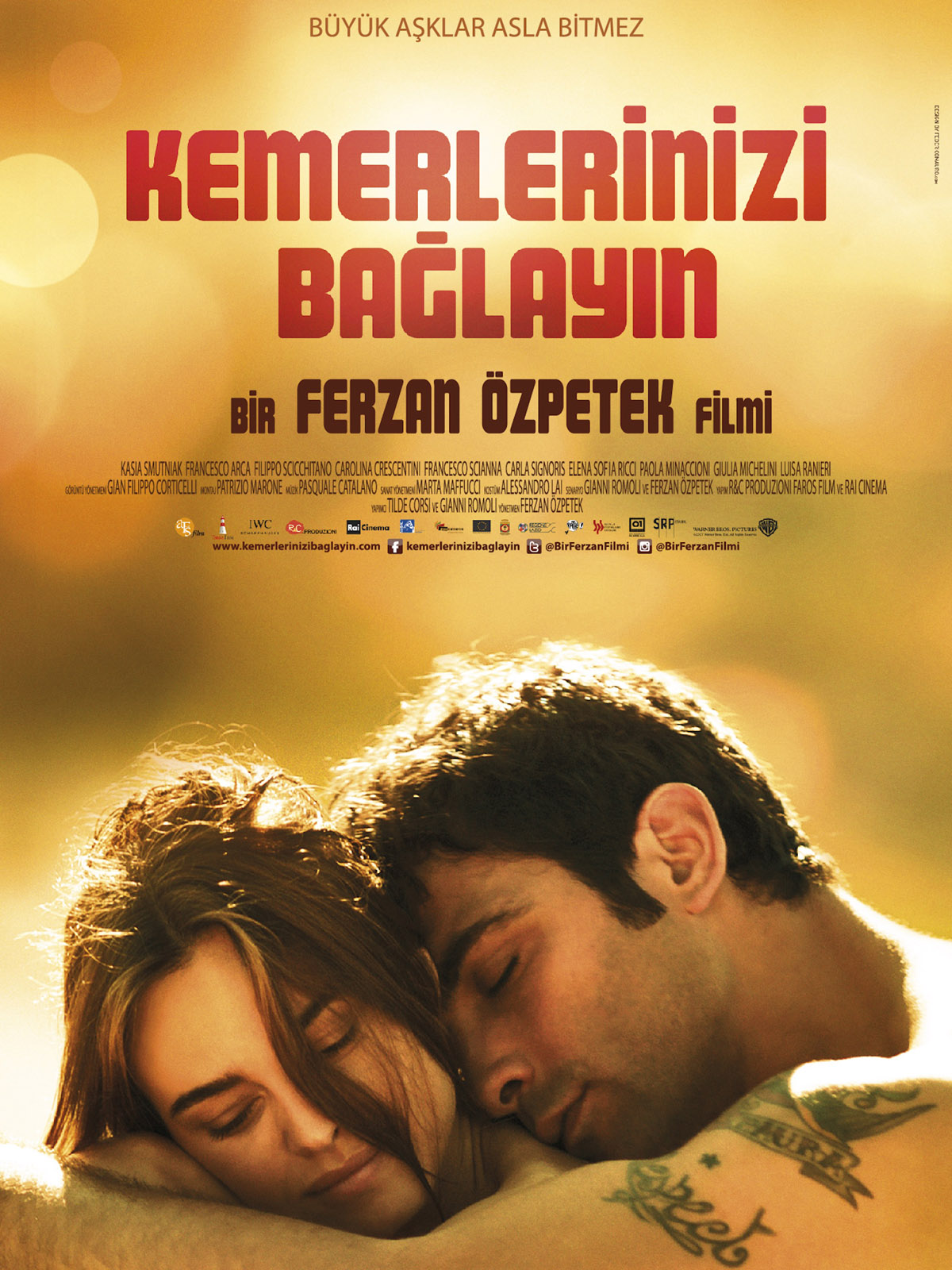 Kemerlerinizi Bağlayın – Allacciate Le Cinture 2014 Türkçe Dublaj izle